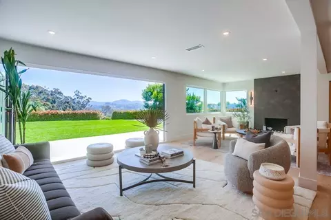 Living - 2133 Woodwind Dr, Encinitas, CA 92024 photo 8 of 10