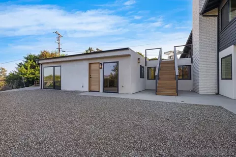 Exterior - 2133 Woodwind Dr, Encinitas, CA 92024 photo 5 of 14