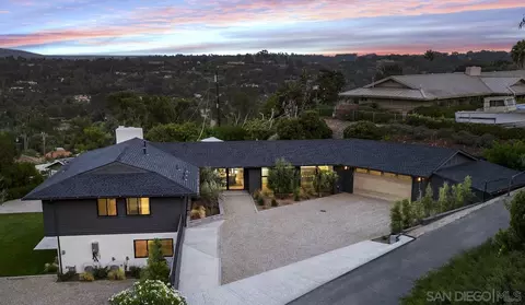 Exterior - 2133 Woodwind Dr, Encinitas, CA 92024 photo 2 of 14