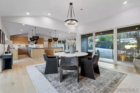 Dining - 2133 Woodwind Dr, Encinitas, CA 92024 photo 2 of 2