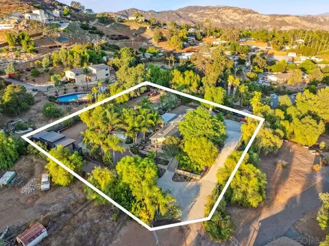 View/Area - 11103 Oak Creek Dr, Lakeside, CA 92040 photo 5 of 7