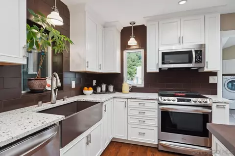 Kitchen - 11103 Oak Creek Dr, Lakeside, CA 92040 photo 5 of 5