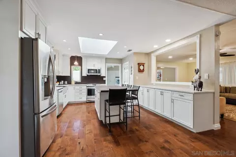 Kitchen - 11103 Oak Creek Dr, Lakeside, CA 92040 photo 1 of 5