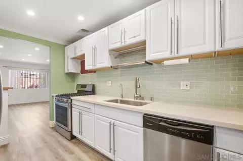 4633 Bancroft #4, San Diego, CA 92116