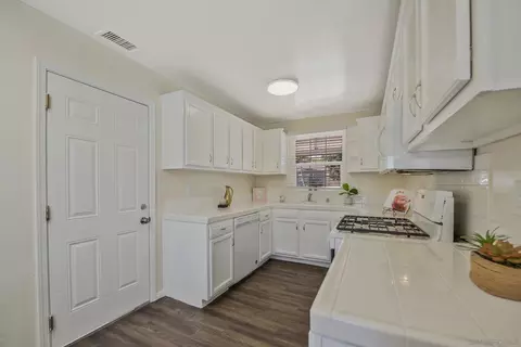 Kitchen - 1529 Folkestone St, Spring Valley, CA 91977 photo 2 of 3