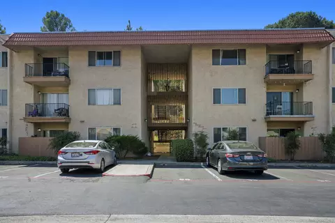 6775 Alvarado Rd #32, San Diego, CA 92120