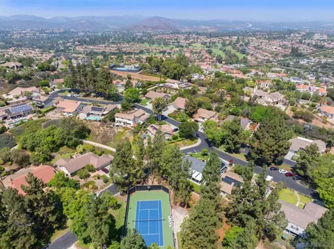View/Area - 13121 Decant Dr, Poway, CA 92064 photo 2 of 7