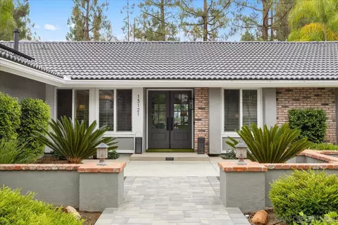 Exterior - 13121 Decant Dr, Poway, CA 92064 photo 2 of 6
