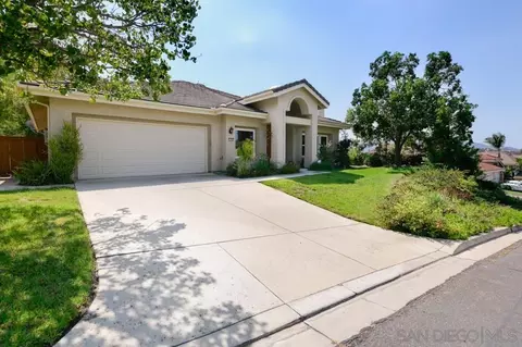 2002 Monarch Ridge Cir, El Cajon, CA 92019 photo 4