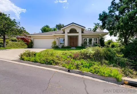 2002 Monarch Ridge Cir, El Cajon, CA 92019 photo 3