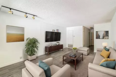 Living - 8912 Fletcher Valley Dr, Santee, CA 92071 photo 2 of 3