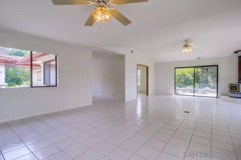 Living - 6748 Dehesa Rd, El Cajon, CA 92019 photo 4 of 9