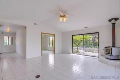 Living - 6748 Dehesa Rd, El Cajon, CA 92019 photo 5 of 9