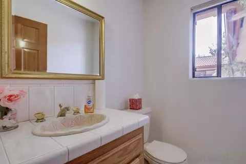 Bath - 6748 Dehesa Rd, El Cajon, CA 92019 photo 7 of 7