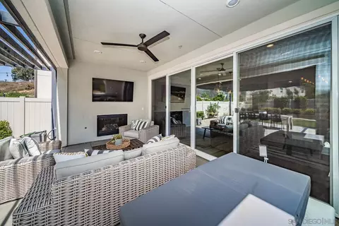 Exterior - 3076 Heirloom Pl, Escondido, CA 92029 photo 5 of 17