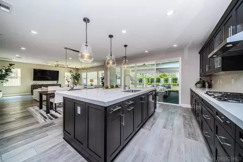 Kitchen - 3076 Heirloom Pl, Escondido, CA 92029 photo 3 of 5