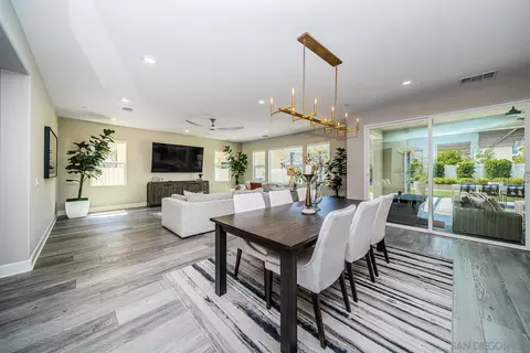 Dining - 3076 Heirloom Pl, Escondido, CA 92029 photo 3 of 3