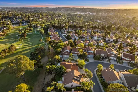 1940 Vineyard Ave, Vista, CA 92081