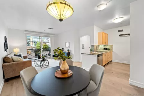 525 11th Ave #1211, San Diego, CA 92101