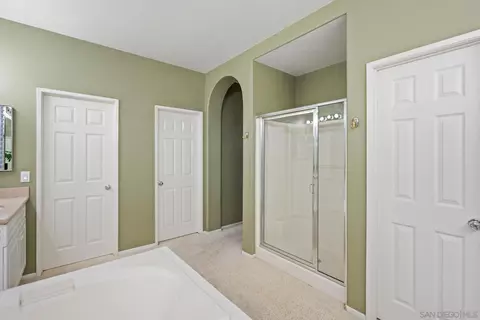 Bath - 23532 Daylight Pl, Ramona, CA 92065 photo 3 of 4