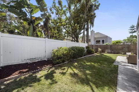 1735 Avenida De Suenos, Oceanside, CA 92056 photo 26