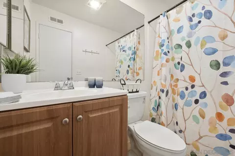 1735 Avenida De Suenos, Oceanside, CA 92056 photo 21