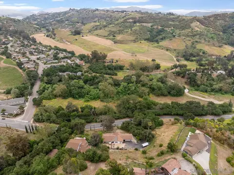 3161 Gird Rd, Fallbrook, CA 92028 photo 5