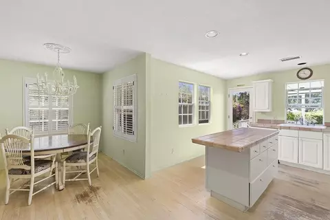 5532 Bellevue, La Jolla, CA 92037 photo 9