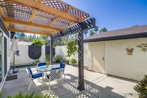 Exterior - 10061 Nuerto Ln, Spring Valley, CA 91977 photo 6 of 8