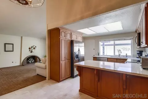 Kitchen - 10061 Nuerto Ln, Spring Valley, CA 91977 photo 1 of 5