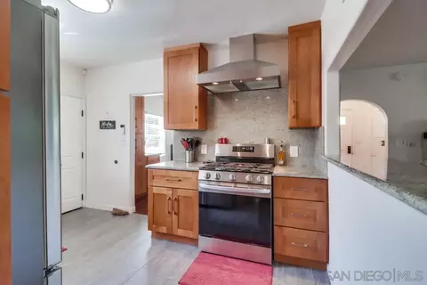 Kitchen - 725 Ramona Ave, Spring Valley, CA 91977 photo 5 of 5
