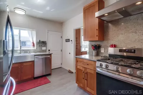 Kitchen - 725 Ramona Ave, Spring Valley, CA 91977 photo 2 of 5