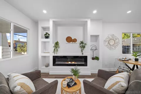 4075 Thorn St, San Diego, CA 92105