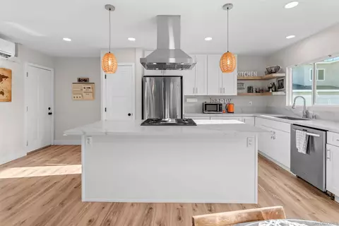 Kitchen - 814 8th St, Imperial Beach, CA 91932 photo 5 of 7