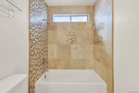 Bath - 1380 E Washington Ave #8, El Cajon, CA 92019 photo 1 of 2