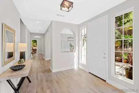 676 Cypress Hills Dr, Encinitas, CA 92024 photo 6