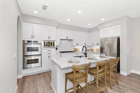 676 Cypress Hills Dr, Encinitas, CA 92024 photo 15