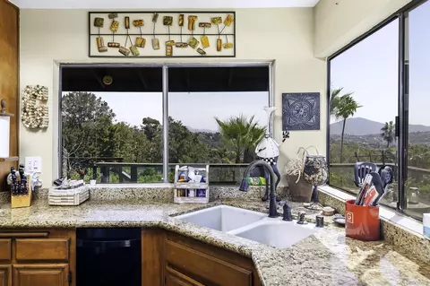 Kitchen - 4537 Panorama Dr, La Mesa, CA 91941 photo 5 of 5