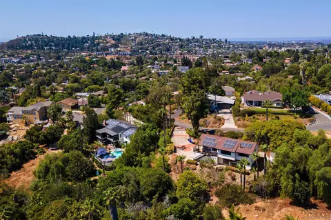 View/Area - 4537 Panorama Dr, La Mesa, CA 91941 photo 6 of 9