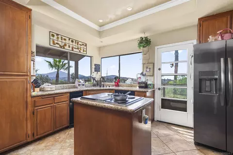 Kitchen - 4537 Panorama Dr, La Mesa, CA 91941 photo 1 of 5