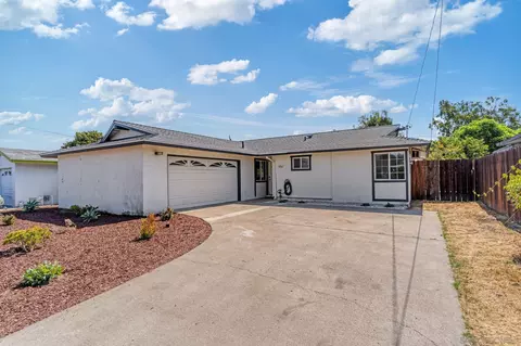 4861 Tacayme Dr, Oceanside, CA 92057