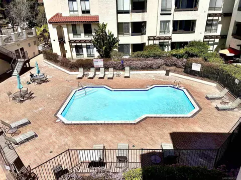 5845 Friars Rd #1302, San Diego, CA 92110
