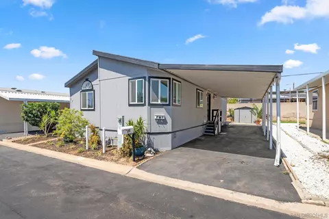 450 E Bradley Ave #25, El Cajon, CA 92021 photo 2