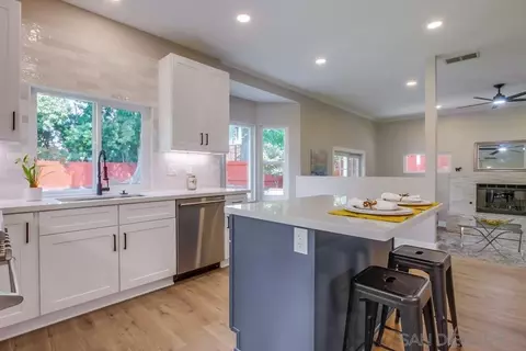 3886 Althea Ln, Carlsbad, CA 92008 photo 17