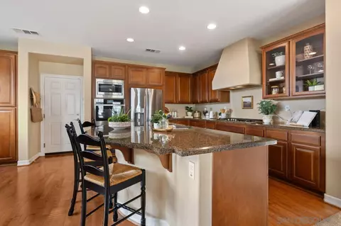 5114 Delaney Ct, Carlsbad, CA 92008 photo 12