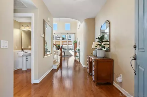 5114 Delaney Ct, Carlsbad, CA 92008 photo 4