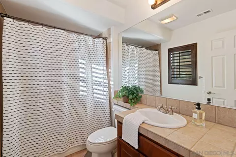 5114 Delaney Ct, Carlsbad, CA 92008 photo 30