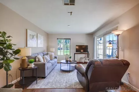 Living - 12136 Tangelo Dr, Lakeside, CA 92040 photo 3 of 4