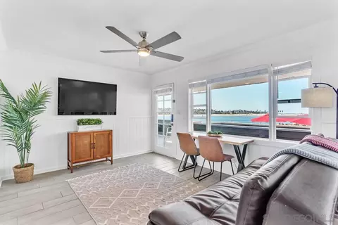 2613 Mission Blvd #5, San Diego, CA 92109