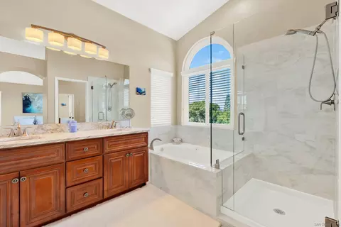 2496 Starlight Gln, Escondido, CA 92026 photo 27